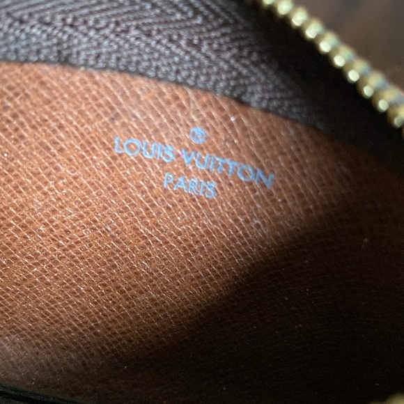 Louis Vuitton Monogram Key Pouch - Picture 8 of 16